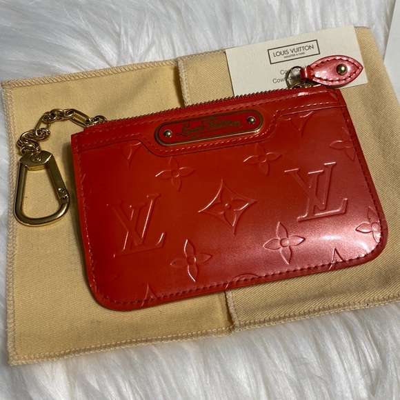Louis Vuitton Accessories - Authentic Louis Vuitton, Vernis key pouch with dustbag